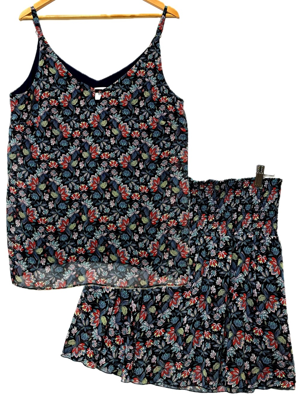 CABI Floral Chiffon Flirt Cami & Skirt Set Size Large & M Matching Separates
